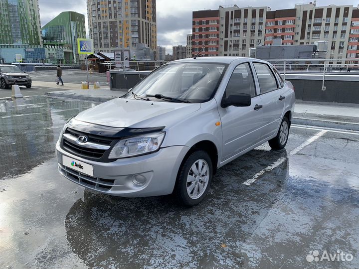 LADA Granta 1.6 МТ, 2013, 185 000 км