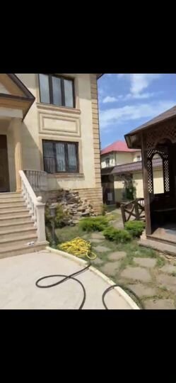 Дом 330 м² на участке 6 сот.