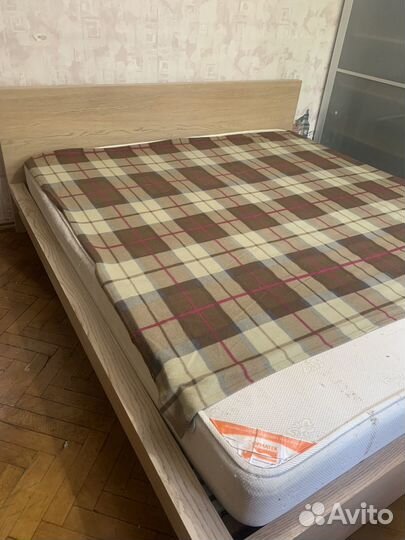 Кровать двухспальная 180 200 IKEA мальм