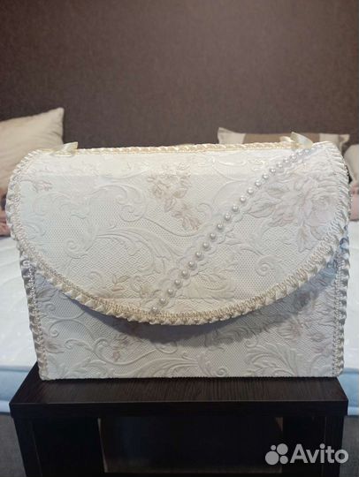 Свадебный сундук для денег