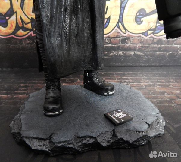 Resident evil 3 remake nemesis статуэтка