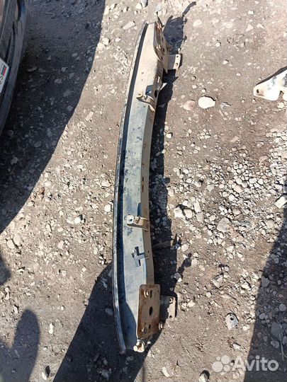 Усилитель переднего бампера Ford Focus 1 фокус