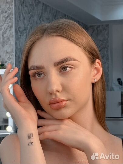 Окрашивание и ламинирование бровей