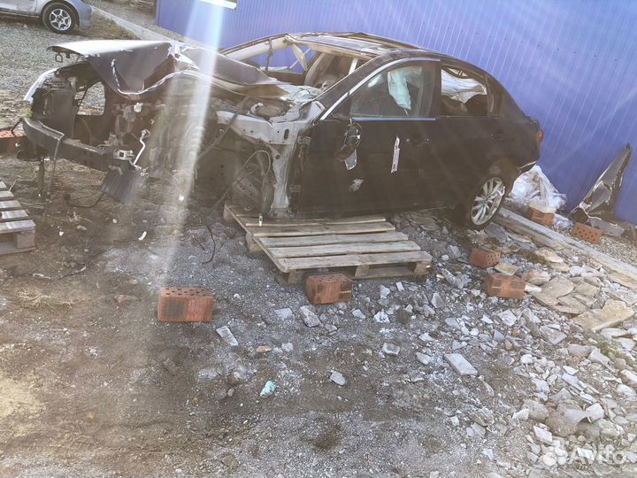 В разборе Infiniti G25