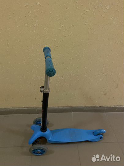 Велосипед с родительской ручкой