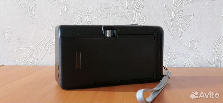 Плёночный фотоаппарат minolta F20R (date)