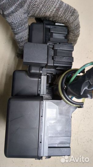 Блок предохранителей Volvo XC90