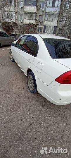 Honda Civic Ferio 1.5 CVT, 2001, битый, 236 000 км