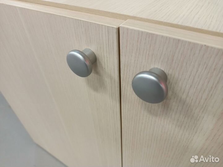 Тумбы большие новые