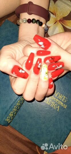 Наращивание ногтей и маникюр