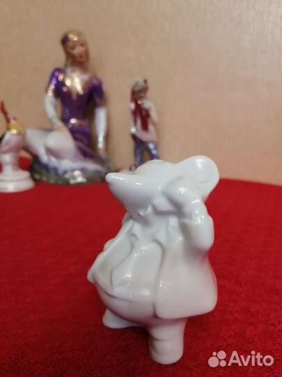 Статуэтка Мышка босс 2000гг Башкирский фарфор