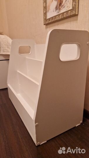 Детская полка для книг монтессори