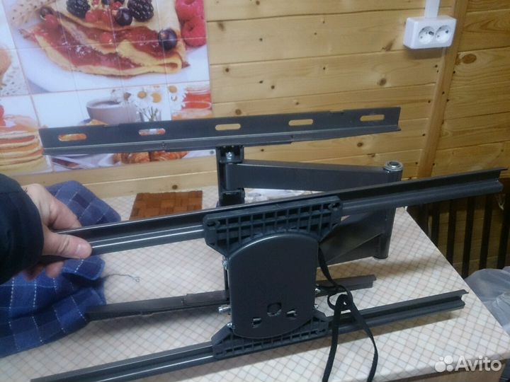 Кронштейн ONE-FOR-ALL Solid WM4459