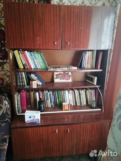 Шкаф сервант бу