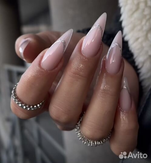 Наращивание ногтей, Педикюр