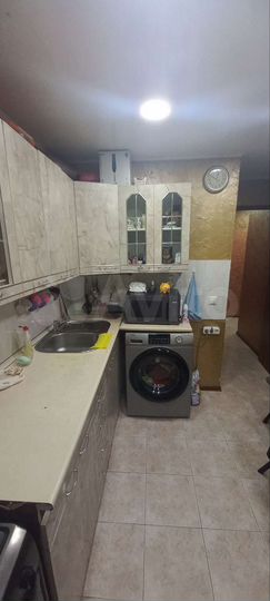 2-к. квартира, 54 м², 1/4 эт.