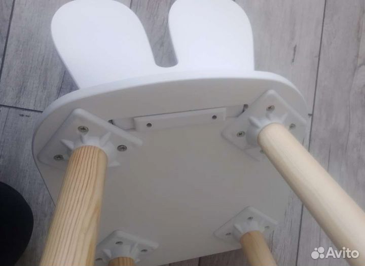 Детский стол и стул