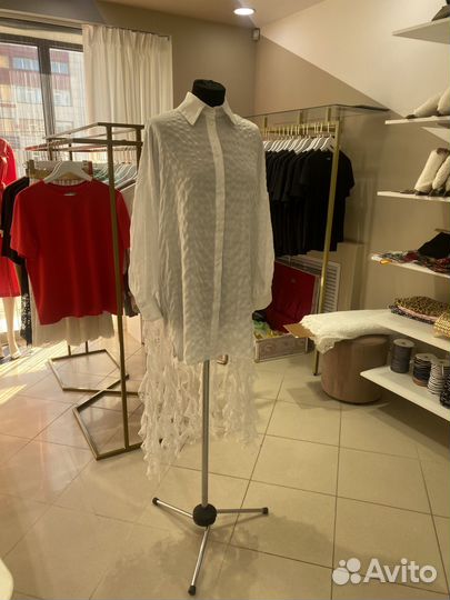 Рубашка с рюшами