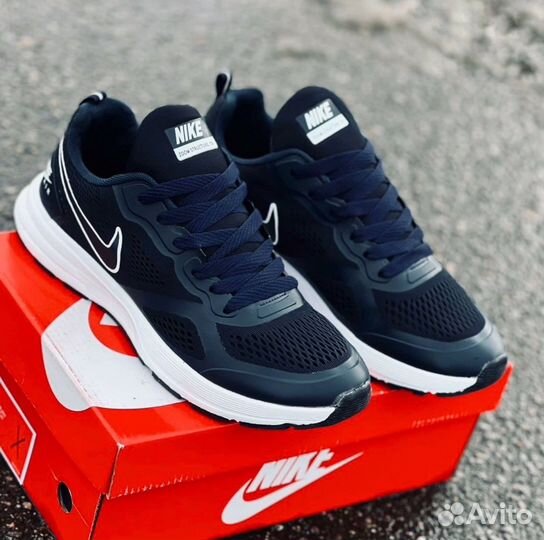 Кроссовки новые