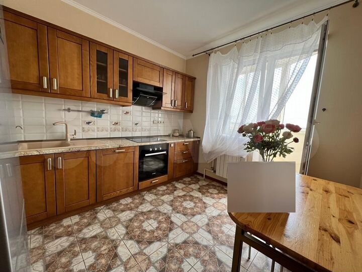 1-к. квартира, 45 м², 7/14 эт.