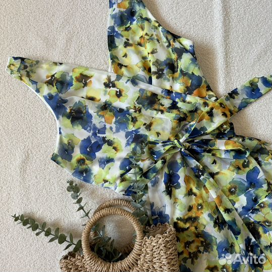 Летнее платье dkny 50 L / XL