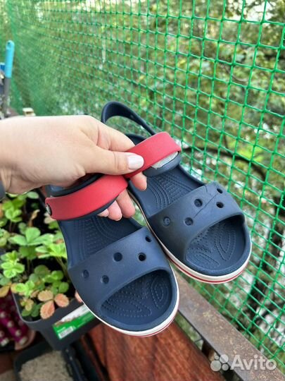 Crocs J2