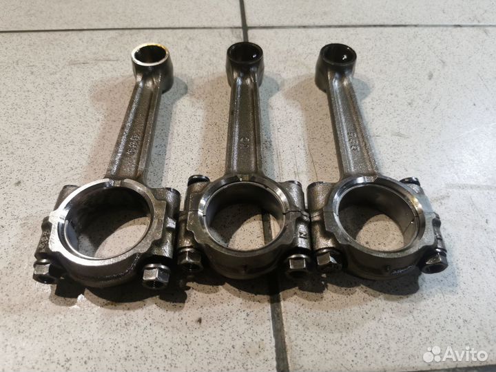 Шатун Yamaha vx1800