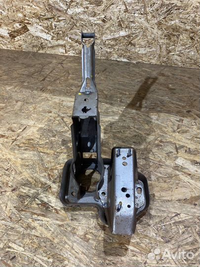 Педаль тормоза Skoda Fabia 2 07-15