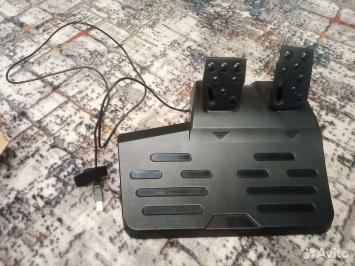 Игровой руль с педалями и коробкой передач