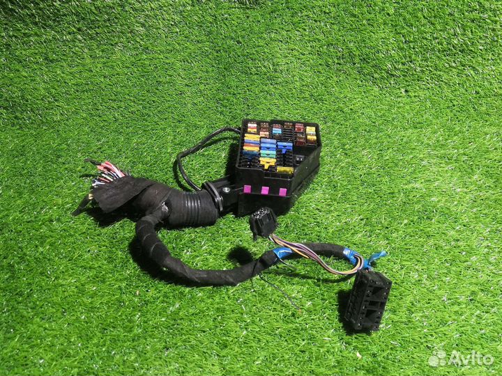 Блок предохранителей Skoda Fabia 1