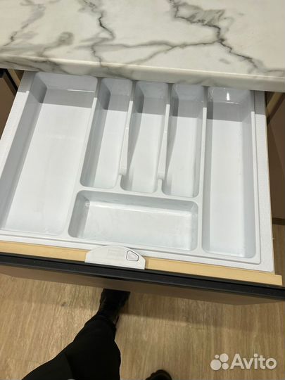 Лоток для столовых приборов