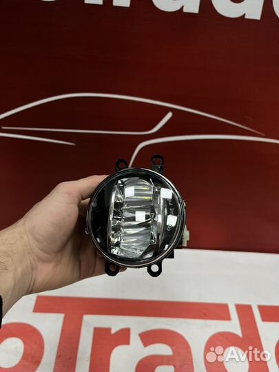 Противотуманные фары Toyota Camry v55 v70