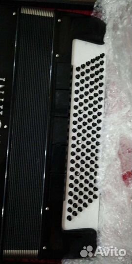 Итальянский баян Menghini