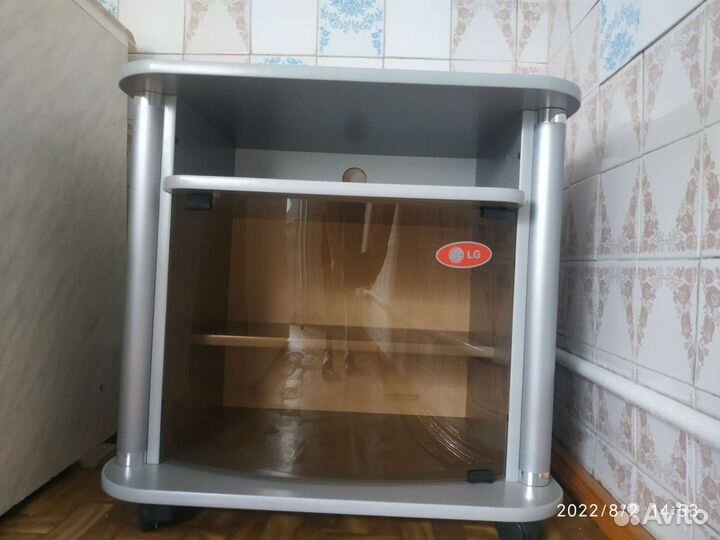 Тумба под телевизор