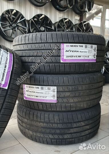 Новые 235/45 R18 KIA K5 темный графит