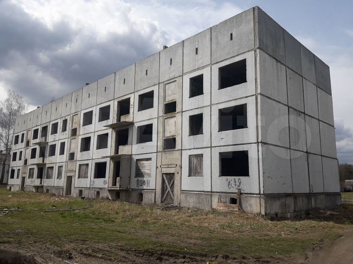 Здание, 1700 м²