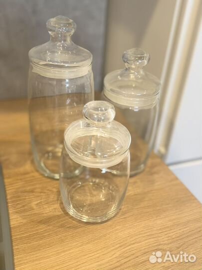 3 стеклянные банки с крышкой