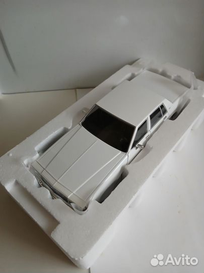 Коллекционные модели машин 1:18