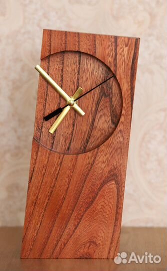 Часы в стиле лофт