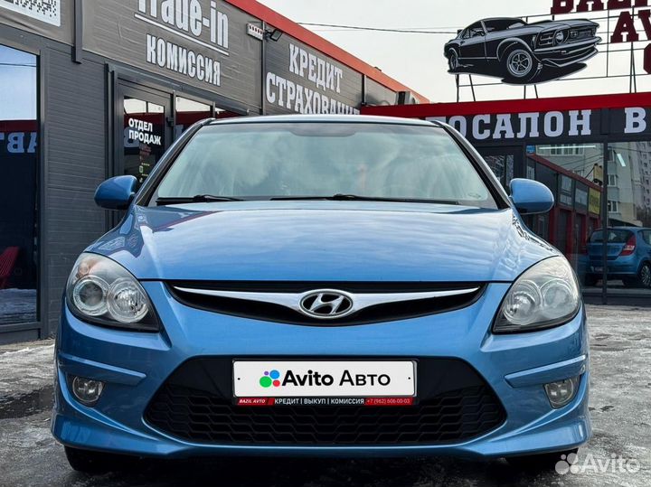 Hyundai i30 1.6 AT, 2011, 275 000 км