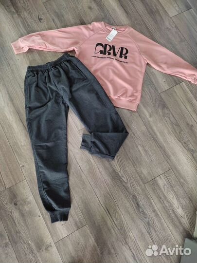 Спортивный костюм женский 42 44 новый