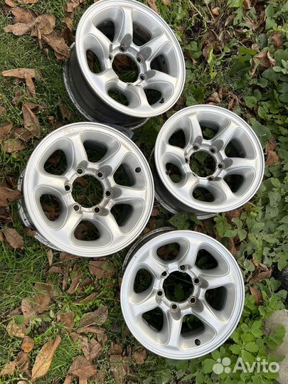 Диски r15 6x139 7