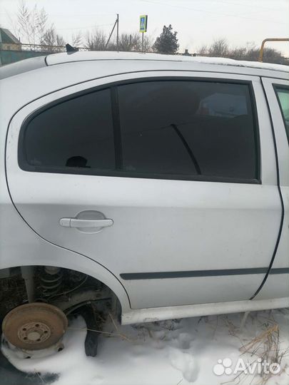 Дверь задняя шкода октавия тур