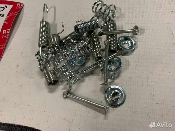 Монтажный комплект барабанного тормоза на Lacetti