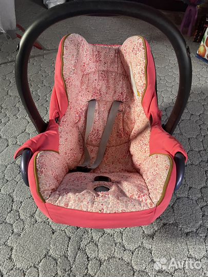 Детское автокресло от 0 maxi cosi