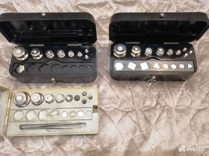 Набор гирек для весов (СССР)