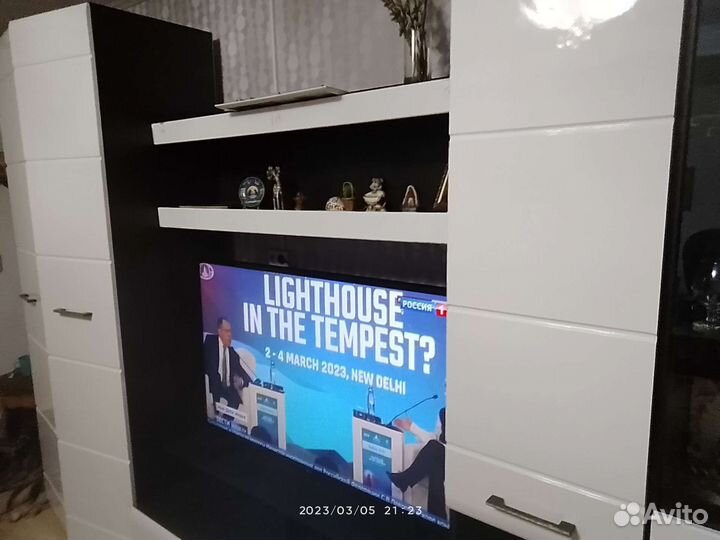 Стенка в гостиную