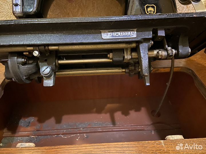 Швейная машина Minerva