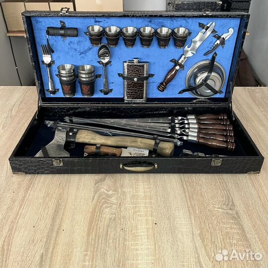 Подарочный шашлычный набор в кейсе