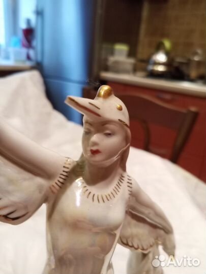 Фарфоровая статуэтка Балерина Аист Вербилки